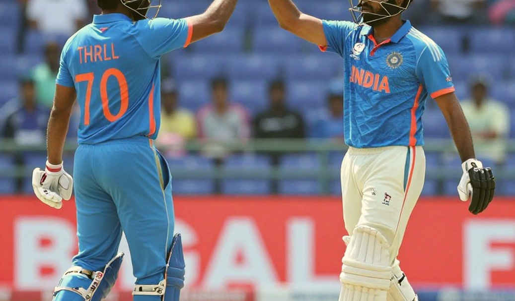 সমান্তরাল প্রেস বক্স: নারী ক্রিকেটের স্কোরকার্ড কে লিখছে, আর কে শুধু গুনছে
